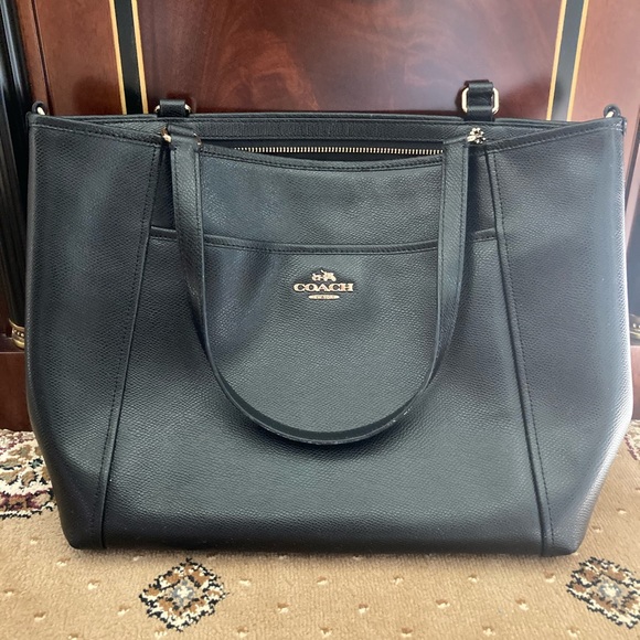 coach black crossbody strap